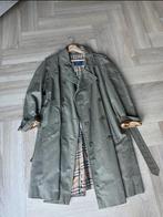 Burberry trenchcoat vintage mt m/l, Maat 38/40 (M), Ophalen of Verzenden, Burberry, Gedragen