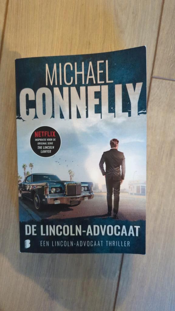 Michael Connelly - De Lincoln-advocaat, Boeken, Thrillers, Zo goed als nieuw, Ophalen of Verzenden