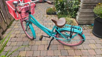 22 inch meisjes fiets beschikbaar voor biedingen