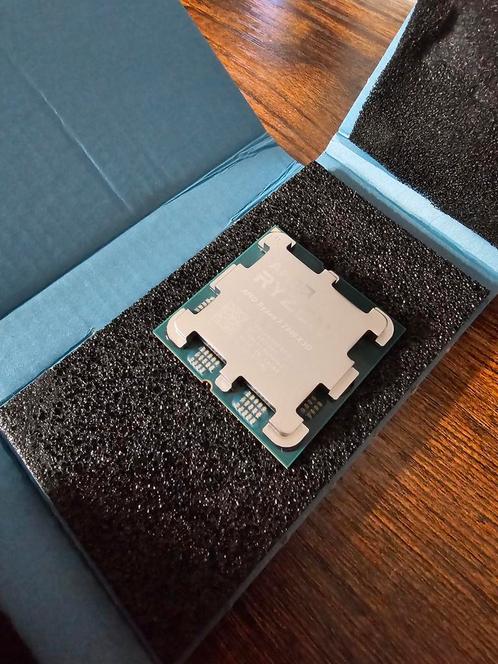 AMD Ryzen 7 7800X3D New, Tray, Computers en Software, Processors, Nieuw, 8-core, 4 Ghz of meer, Ophalen