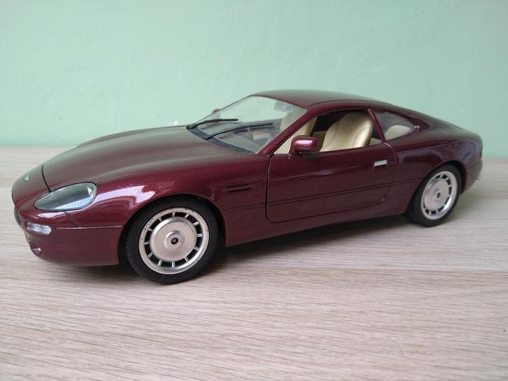 Aston Martin Vantage DB7 coupe donker rood Guiloy 1:18, Hobby en Vrije tijd, Modelauto's | 1:18, Zo goed als nieuw, Auto, Overige merken