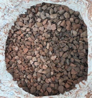 GRATIS AF TE HALEN - Basalt breukstenen 40 - 80 mm per KG beschikbaar voor biedingen