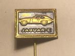 Metalen JAGUAR E-TYPE AUTOMODEL Speld (Blauw/Messingkleur)., Verzamelen, Speldjes, Pins en Buttons, Verzenden, Zo goed als nieuw