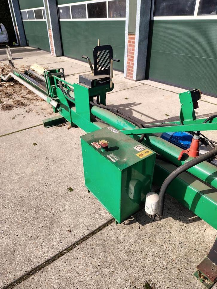 Zware bdl kloofmachine / houtklover 23 ton bouwjaar 2021, Tuin en Terras, Kloofmachines, Zo goed als nieuw, Liggend, Elektrisch