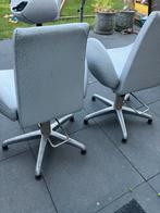 Kappersstoelen opknappers t.e.a.b., Ophalen