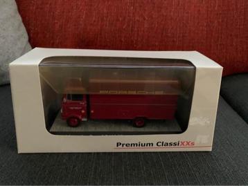 Mercedes Benz LP608 "Porsche-Renndienst"  beschikbaar voor biedingen