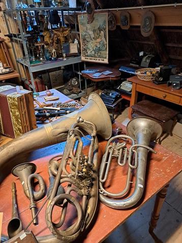 Muziekinstrumenten beschikbaar voor biedingen