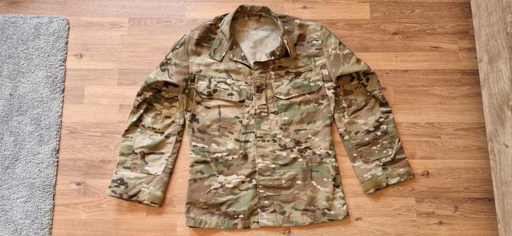Crye Precision, G3 Field shirt SM R, Verzamelen, Militaria | Algemeen, Overige soorten, Kleding of Schoenen, Nederland, Ophalen of Verzenden