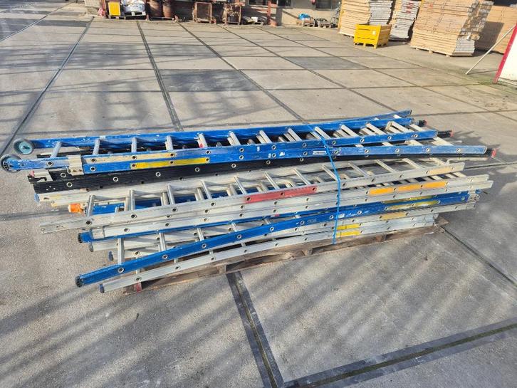 Partij ladders – diverse lengtes en uitvoeringen (afkeur), Doe-het-zelf en Verbouw, Ladders en Trappen, Gebruikt, Ladder, 2 tot 4 meter