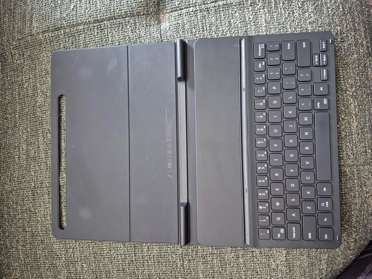 Samsung galaxy tab S7 keyboard case, Computers en Software, Tablet-hoezen, Gebruikt, Bescherming voor- en achterkant, 10 inch