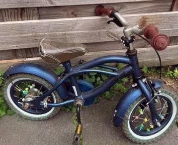 Gratis fietsje beschikbaar voor biedingen