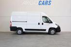 Peugeot Boxer 2.0 BlueHDI L3/H2 165PK TREKHAAK € 12.450,00, Stof, Gebruikt, Euro 6, 4 cilinders