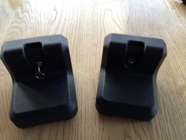 Thule adapter roofrack, Auto diversen, Dakdragers, Zo goed als nieuw, Ophalen of Verzenden