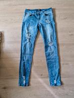 Spijkerbroek maat M, Kleding | Dames, Spijkerbroeken en Jeans, Ophalen of Verzenden, Zo goed als nieuw, Blauw, W30 - W32 (confectie 38/40)