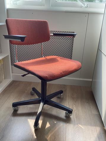 Gispen bureaustoel, verstelbaar. Retro. In perfecte staat beschikbaar voor biedingen