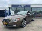 Volvo V70 1.6 T4 Nordic+ Leer l Automaat l Xenon, 4 cilinders, Bruin, 1600 kg, Onderhoudsboekje