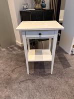 Wit nachtkastje met lade, Ophalen, Minder dan 55 cm, Zo goed als nieuw, 60 cm of meer