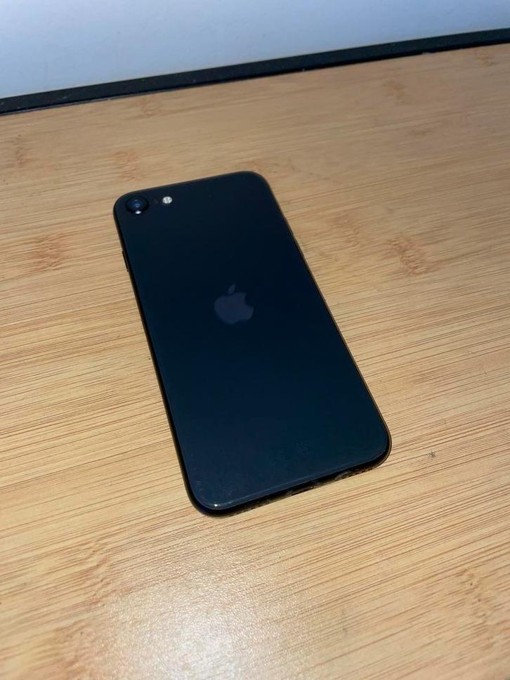 iPhone SE (2e generatie) - Perfecte staat!, Telecommunicatie, Mobiele telefoons | Apple iPhone, Zo goed als nieuw, 128 GB, Zonder abonnement