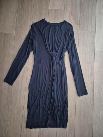 Pieces jurk jurkje donkerblauw mt xs beschikbaar voor biedingen