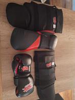 Kickboks handschoenen en scheenbeschermers, Sport en Fitness, Vechtsporten en Zelfverdediging, Ophalen, Zo goed als nieuw, Overige
