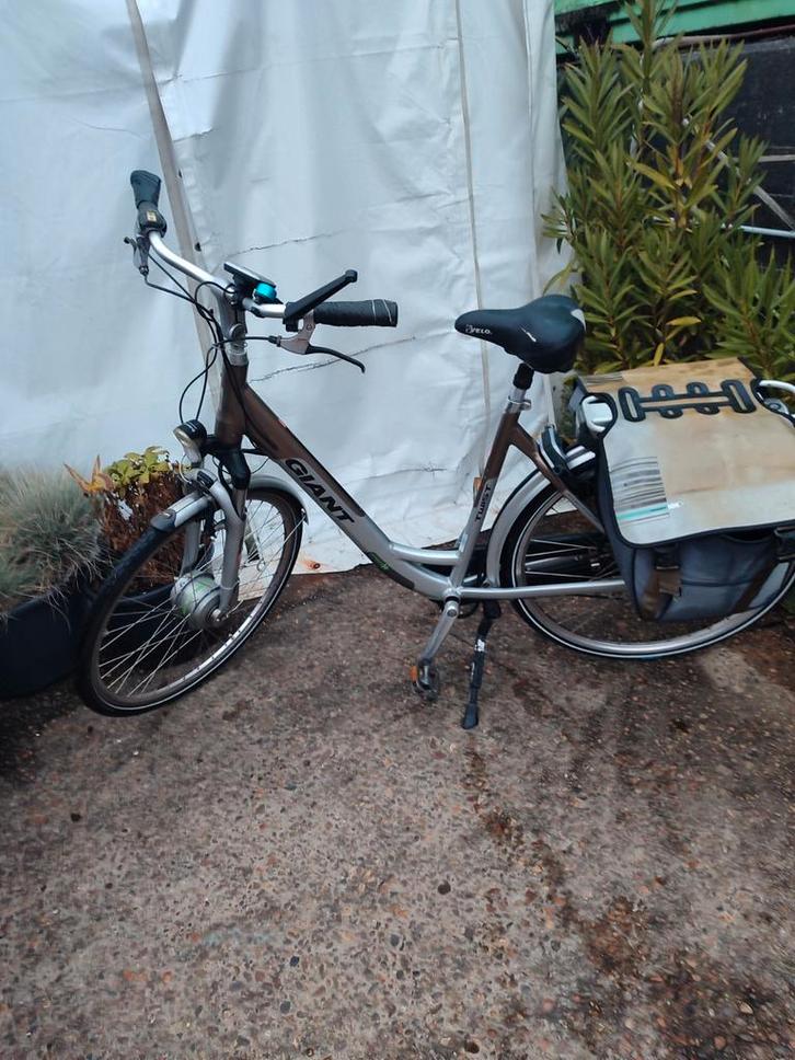 Giant Twist 2 elektrische fiets - 2 accu's, Fietsen en Brommers, Elektrische fietsen, Gebruikt, Giant, Minder dan 30 km per accu