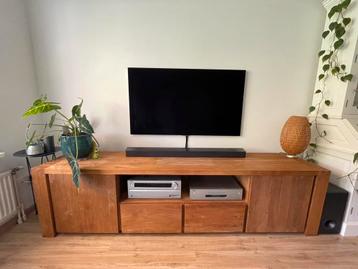 Ruime greeploze teakhouten TV-dressoir, 230cm beschikbaar voor biedingen