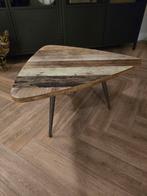 Leuk driehoekig bijzettafeltje, Huis en Inrichting, Tafels | Salontafels, 50 tot 100 cm, Minder dan 50 cm, Rechthoekig, 50 tot 100 cm