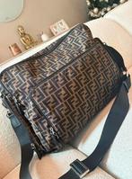 Fendi luiertas, Ophalen of Verzenden, Zo goed als nieuw, Zwart