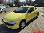 Opel Tigra 1.4i-16V Optic, Van de 2e eigenaar Apk 14-11-2026, Auto's, Opel, Gebruikt, 4 stoelen, 1389 cc, Origineel Nederlands