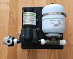 Whale waterdrukpomp (Model UF1215) 12 volt, Watersport en Boten, Ophalen of Verzenden, Zo goed als nieuw, Motor en Techniek, Zeilboot of Motorboot