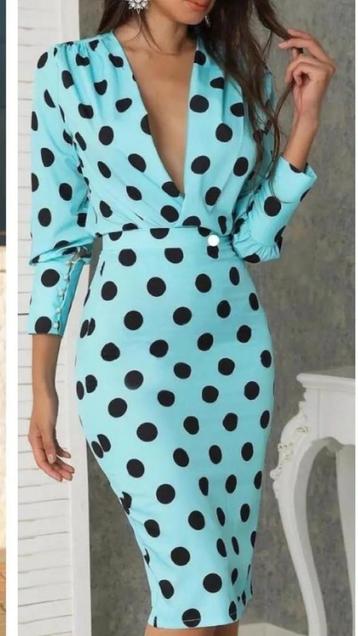 Feversave elegante luxe jurk aqua met zwarte noppen maat 40 beschikbaar voor biedingen