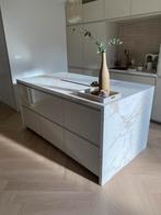 Kookeiland / keukeneiland / marmer,beige,vasto natuursteen, Huis en Inrichting, Ophalen, Zo goed als nieuw, Wit, Overige typen