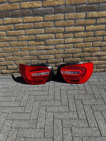 W176 Achterlicht set LED links en rechts  Mercedes A-Klasse beschikbaar voor biedingen