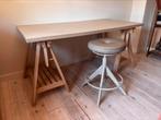 In hoogte verstelbaar bureau/tekentafel + bijpassende kruk, Huis en Inrichting, Bureaus, Ophalen, In hoogte verstelbaar, Gebruikt