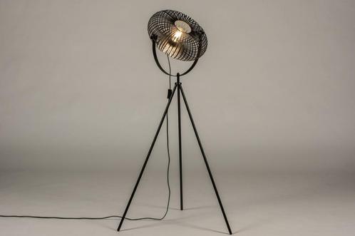 vloerlamp driepoot zwart of tafellamp hoekbank bank bed lamp, Huis en Inrichting, Lampen | Vloerlampen, Nieuw, Metaal, Ophalen of Verzenden