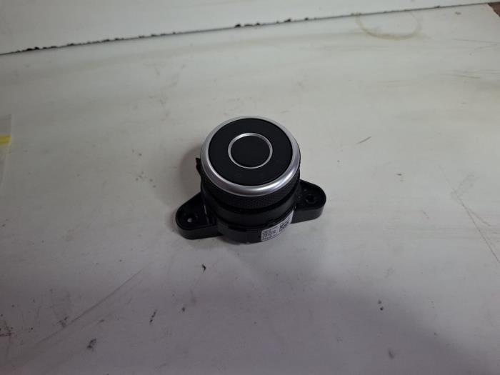 Regelunit Multi Media van een Alfa Romeo Stelvio, Gebruikt, -, Verzenden, -