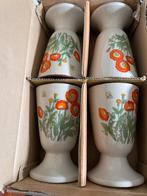 4 Bekers op Voet "Papaver/Klaproos" Jaren 70 Nieuw in Doos, Nieuw, Ophalen of Verzenden, Overige stijlen, Kop(pen) en/of Schotel(s)