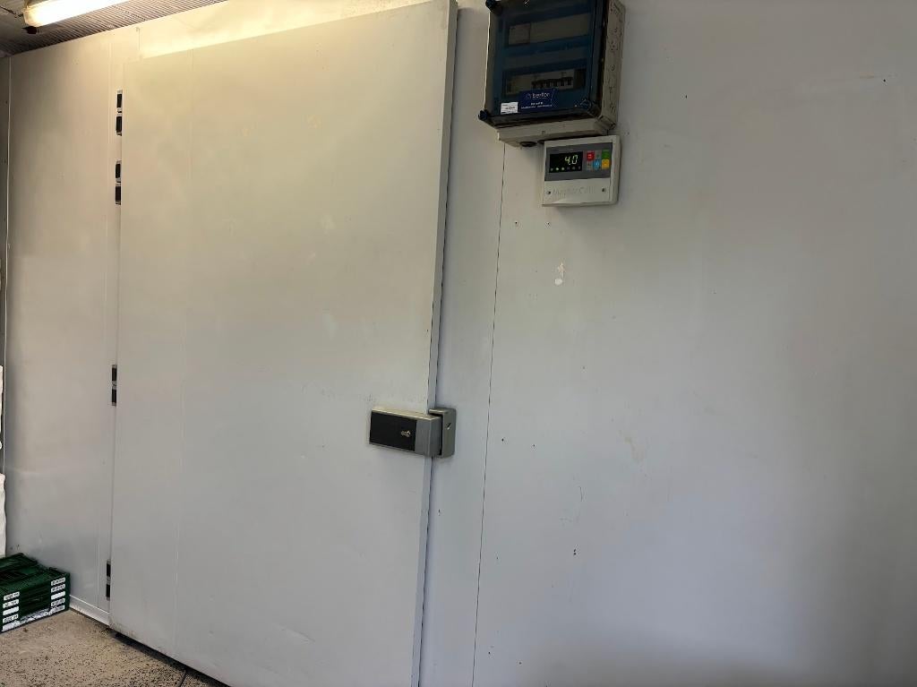 Professionele koelcel met groep – GEA Küba, Ophalen, Gebruikt, Koelen en Vriezen