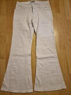 witte flared broek, maat M, Maat 42/44 (L), Ophalen of Verzenden, Zo goed als nieuw, Grijs
