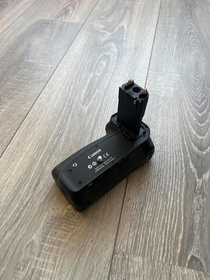 Canon BG-E9 Battery Grip - Perfecte Staat!, Audio, Tv en Foto, Accu's en Batterijen, Zo goed als nieuw, Ophalen of Verzenden