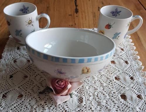 2 Jet / DE , Senseo mokjes + schaal , fleurs de campagne, Huis en Inrichting, Keuken | Servies, Zo goed als nieuw, Schaal of Schalen
