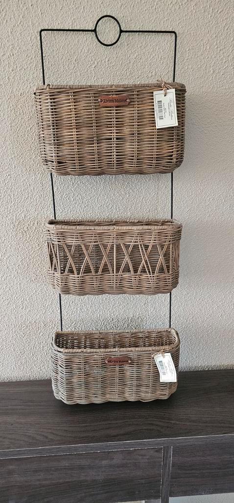 TE KOOP RIVIERA MAISON RUSTIC RATTAN WALL RACK, Huis en Inrichting, Overige Huis en Inrichting, Nieuw, Ophalen of Verzenden