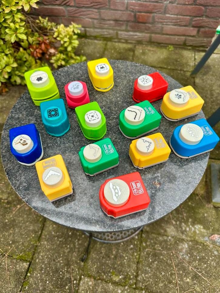 Tom Tas Ponsen voor kaarten maken (14 stuks), Hobby en Vrije tijd, Knutselen, Gebruikt, Materiaal, Ophalen of Verzenden