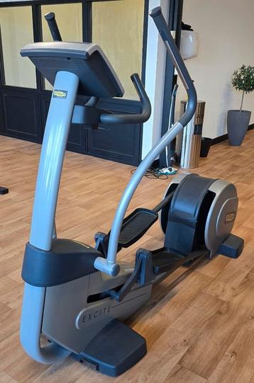 Technogym Synchro 700i LED beschikbaar voor biedingen
