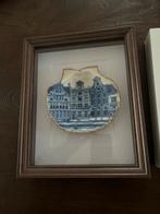 Bruine lijst Sint Jacobsschelp Amsterdamse Grachtenpandjes, Huis en Inrichting, Ophalen of Verzenden, Zo goed als nieuw, Hout