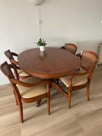 Ovale eetkamertafel met 4 stoelen in zeer goede staat, Huis en Inrichting, Ophalen, Zo goed als nieuw, 4 tot 6 stoelen