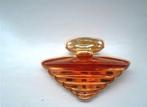 Grote Lancôme broche. In de vorm van parfumflesje Trésor., Ophalen of Verzenden, Zo goed als nieuw, Overige typen