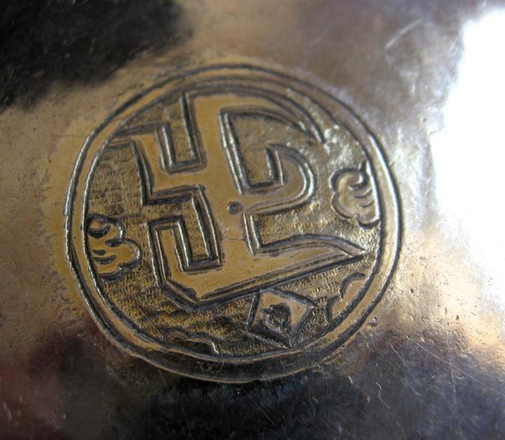 Verzilverde onderzetter /flessenbak met apart symbool, Antiek en Kunst, Antiek | Goud en Zilver, Zilver, Ophalen of Verzenden