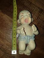 Vintage Beeldje: Huilende Baby Jongen, Ophalen of Verzenden