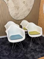 Design stoelen | Vitra look | Set van 4 (zie foto´s), Kunststof, Gebruikt, Wit, Ophalen of Verzenden